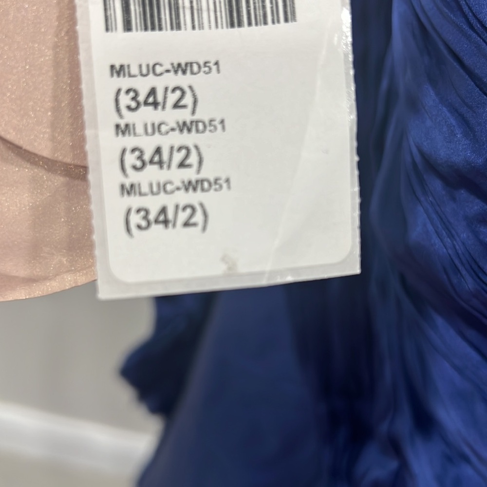 Maria Lucia Hohan Bliss Gown in Amparo - Picture 8 of 16